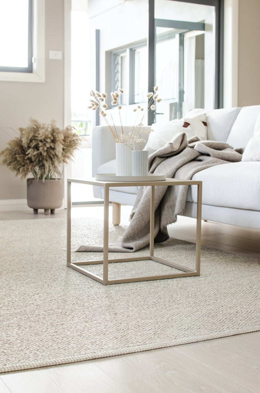 Pappelina-Teppich-Mono-linen-vanilla