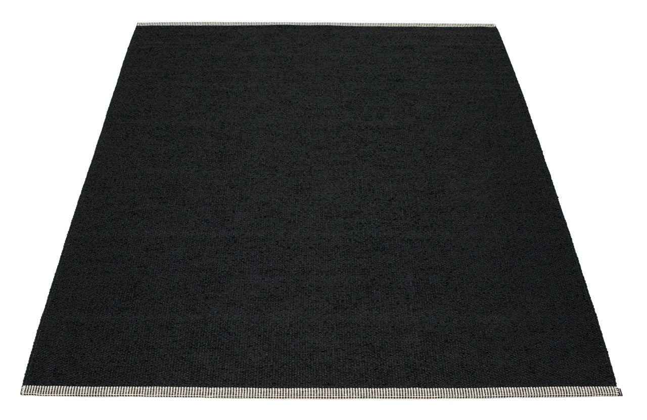 Pappelina-Teppich-Mono-black