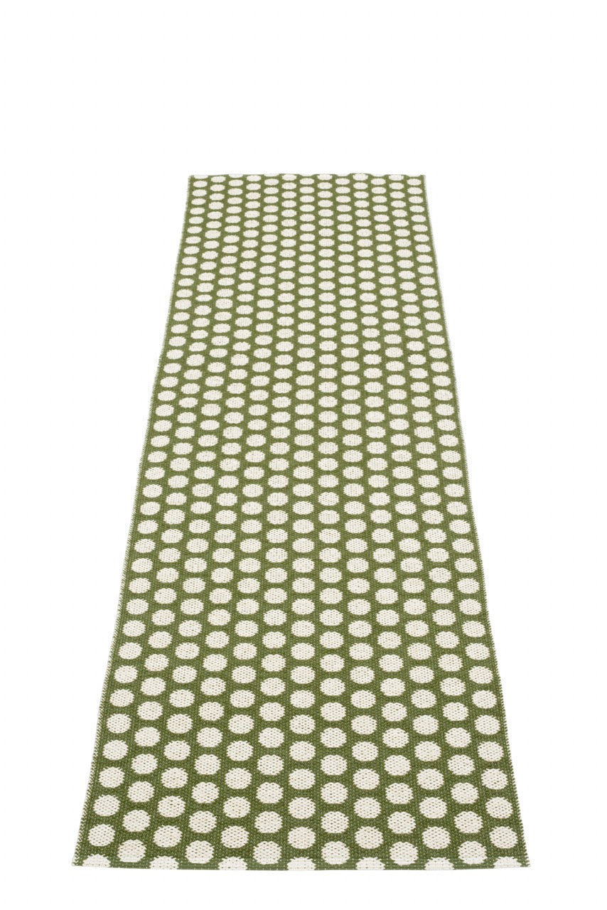 Pappelina-Teppich-Noa-Dark Olive Vanilla-Warm Grey Edge