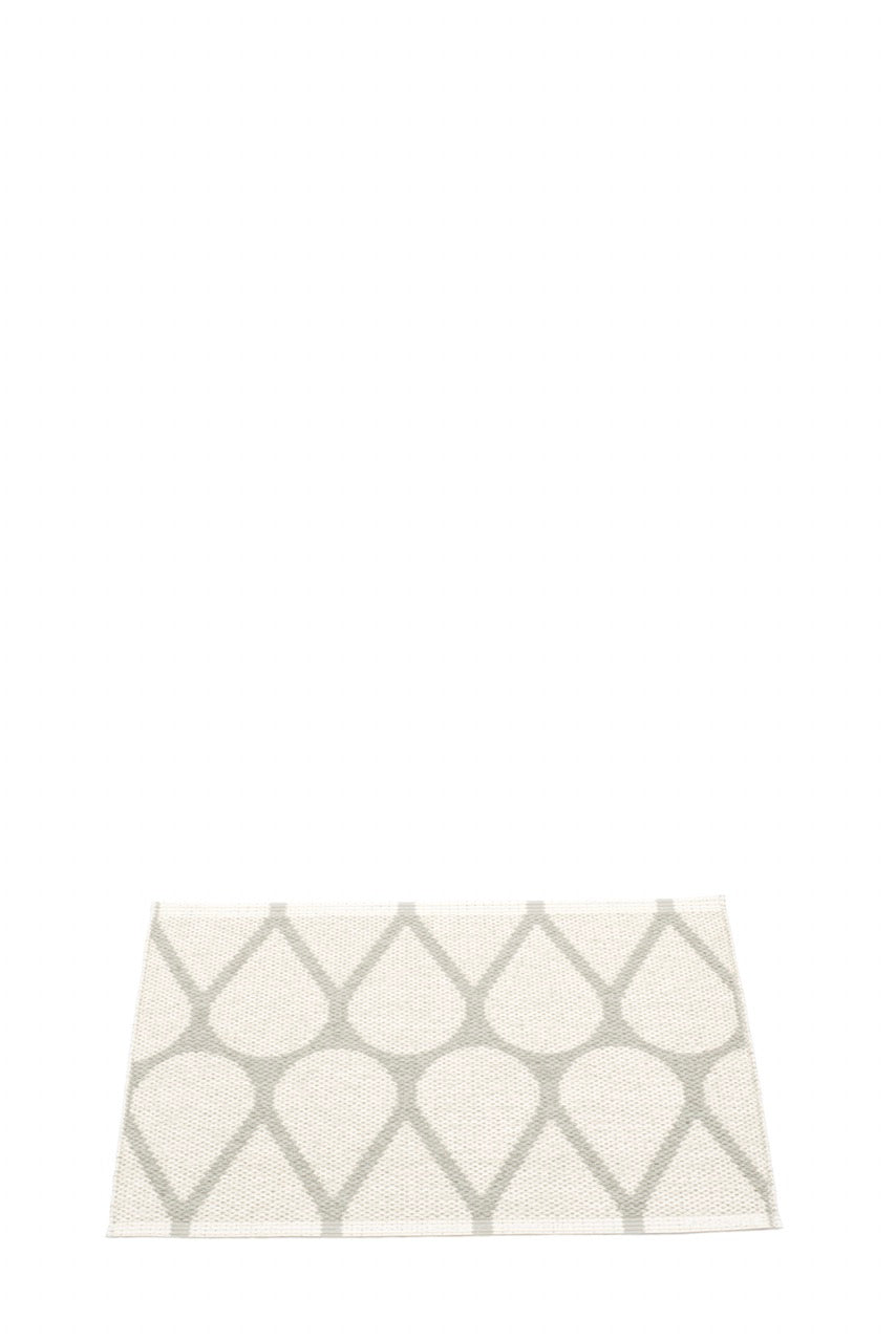 Pappelina-Teppich-Otis-linen-vanilla