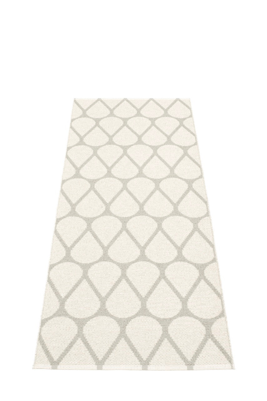 Pappelina-Teppich-Otis-linen-vanilla