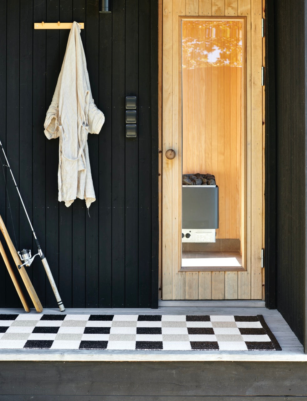 Pappelina-Pix-Black-Vanilla-Beige-Carpet