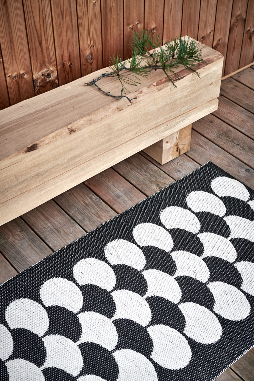 Pappelina-Poppy-Bio-Edition-black-Carpet