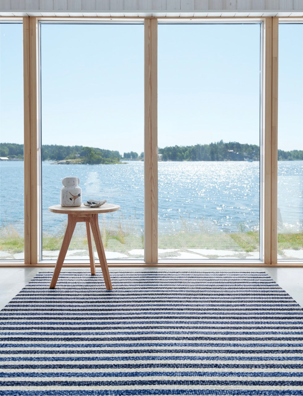 Pappelina-Carpet-Denim-Dark-blue-vanilla