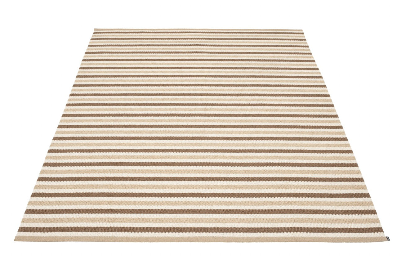 Pappelina-Teo-Brown-Beige-Vanilla-Carpet