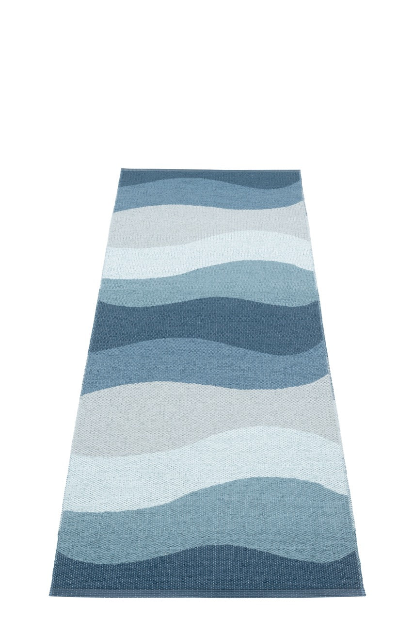 Pappelina-Urvi-Carpet-Water