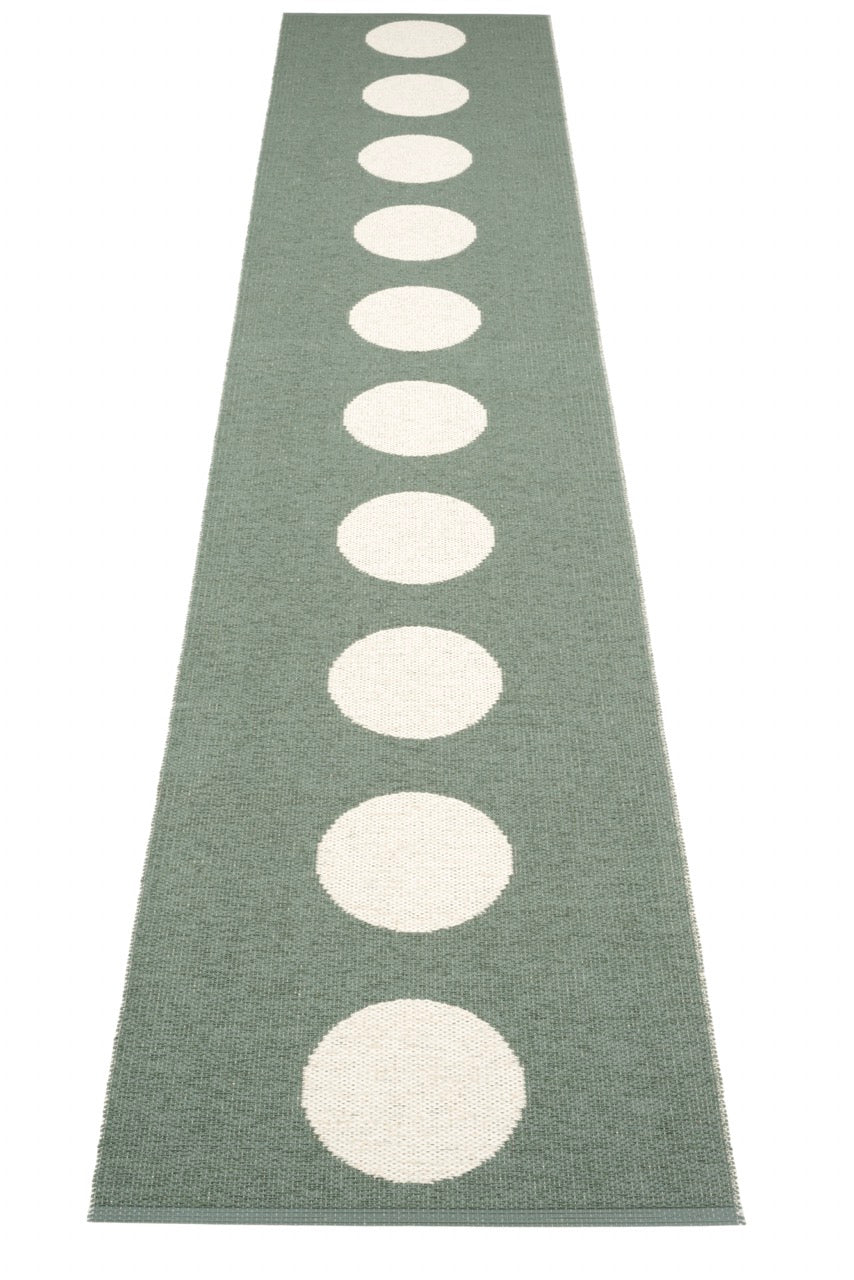 Pappelina-Vera-Army-Carpet