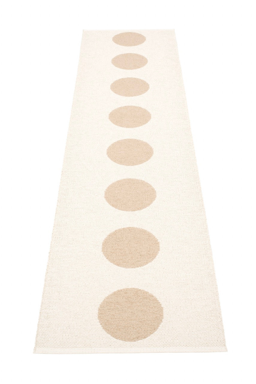 Pappelina-Vera-beige-Carpet