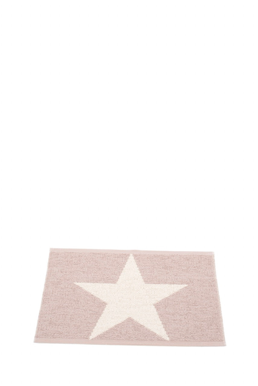 Pappelina-Viggo-pale-rose-carpet