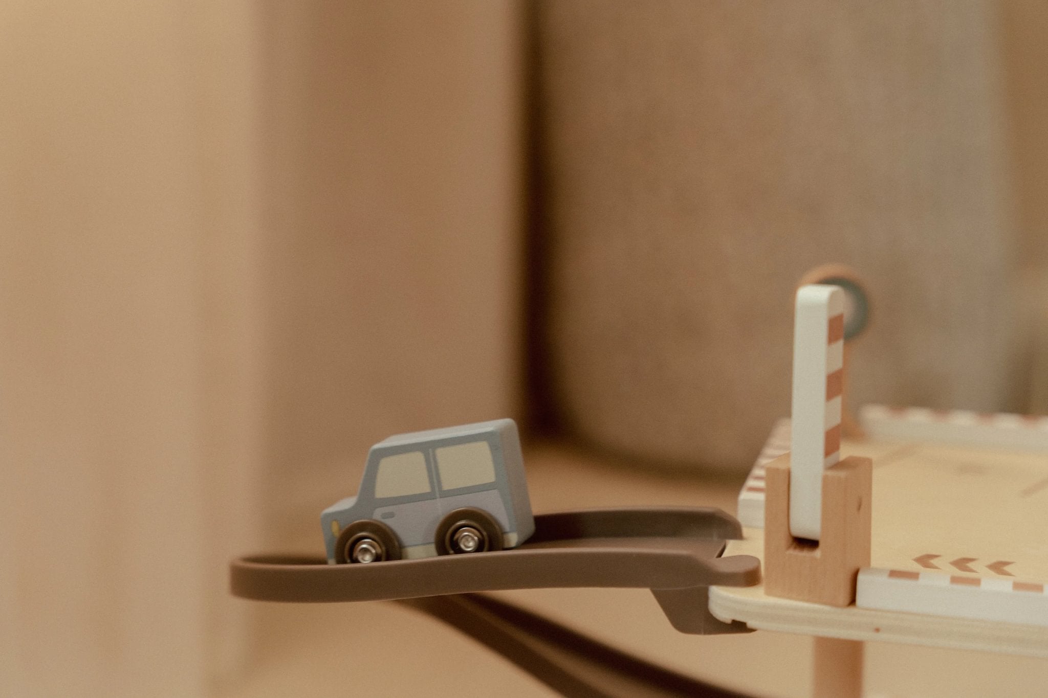 Little-Dutch-Parkhaus-Autogarage-FSC-LD2534