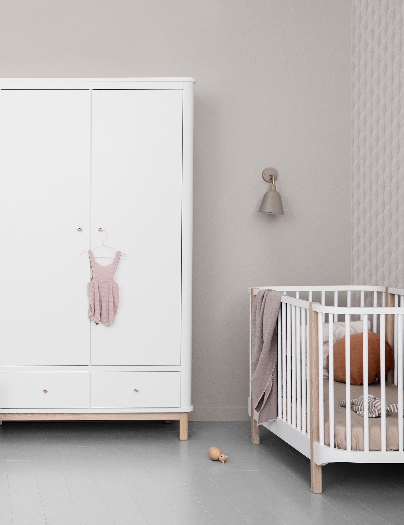 Oliver Furniture Kleiderschrank Wood Collection, 2-türig, weiss/Eiche