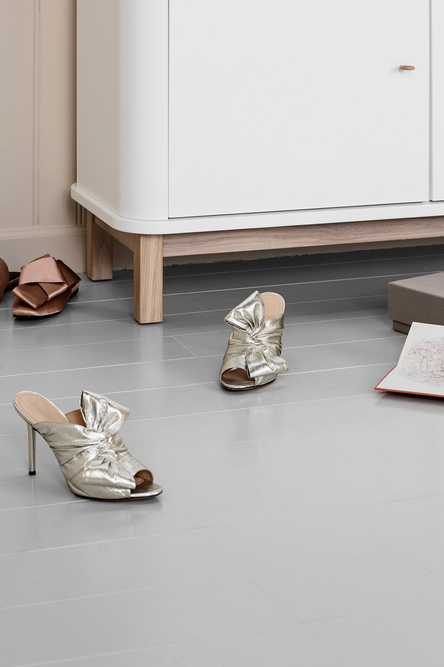 Oliver Furniture Multischrank Wood Collection, 3-türig, weiss/Eiche