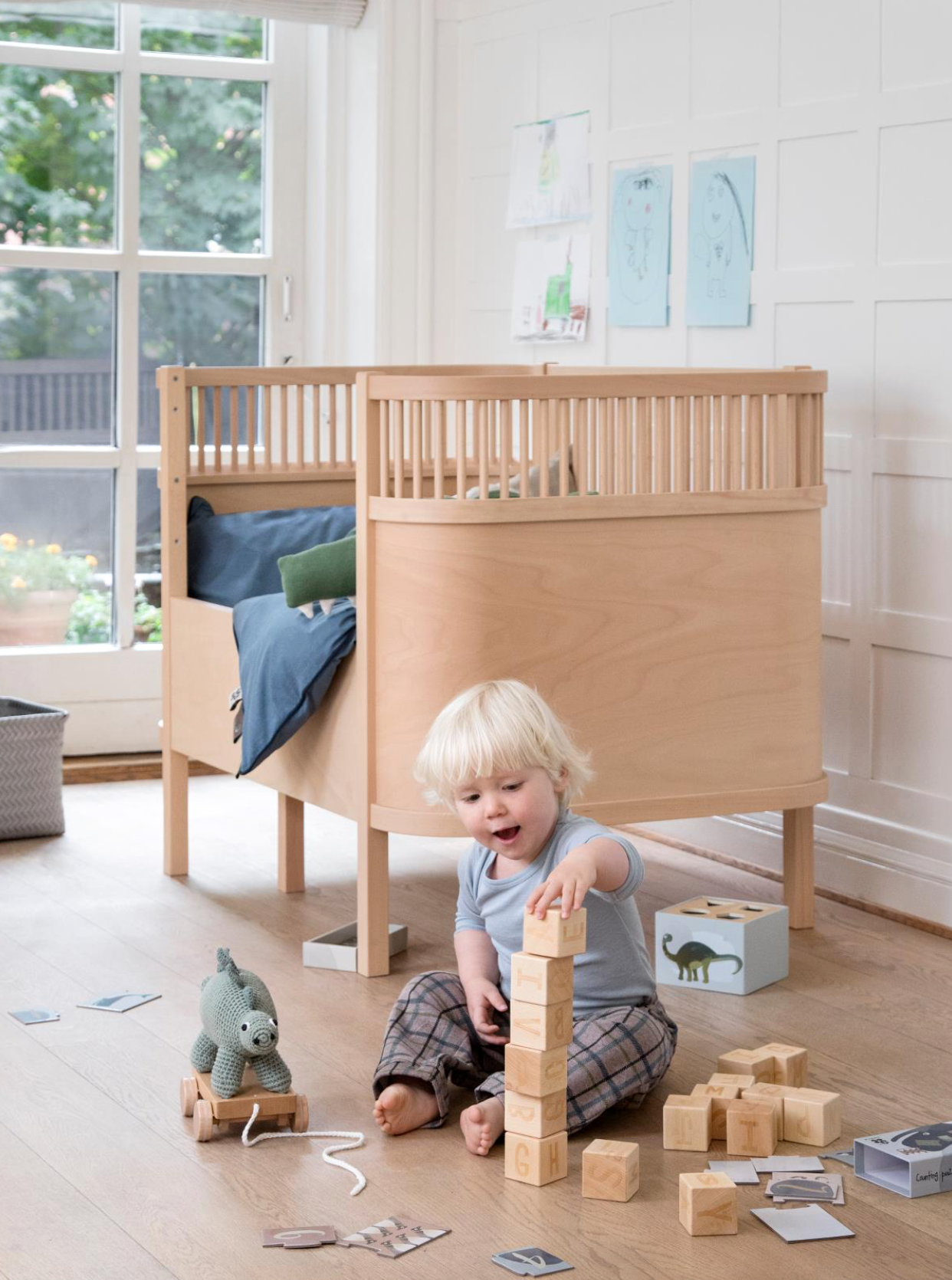 Sebra Baby- und Kinderbett Wooden Edition