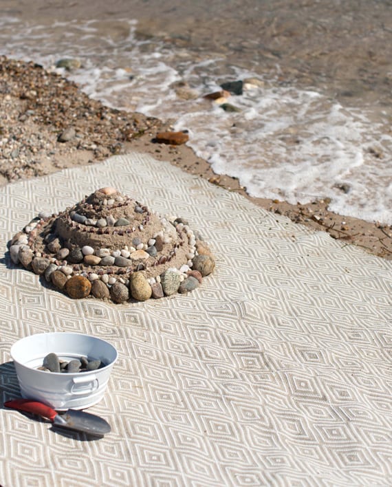 Dash & Albert Tapis intérieur/extérieur Diamond Platine/Blanc