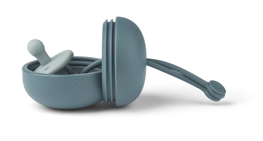 Liewood-Philipp-Pacifierbox-whale-blue