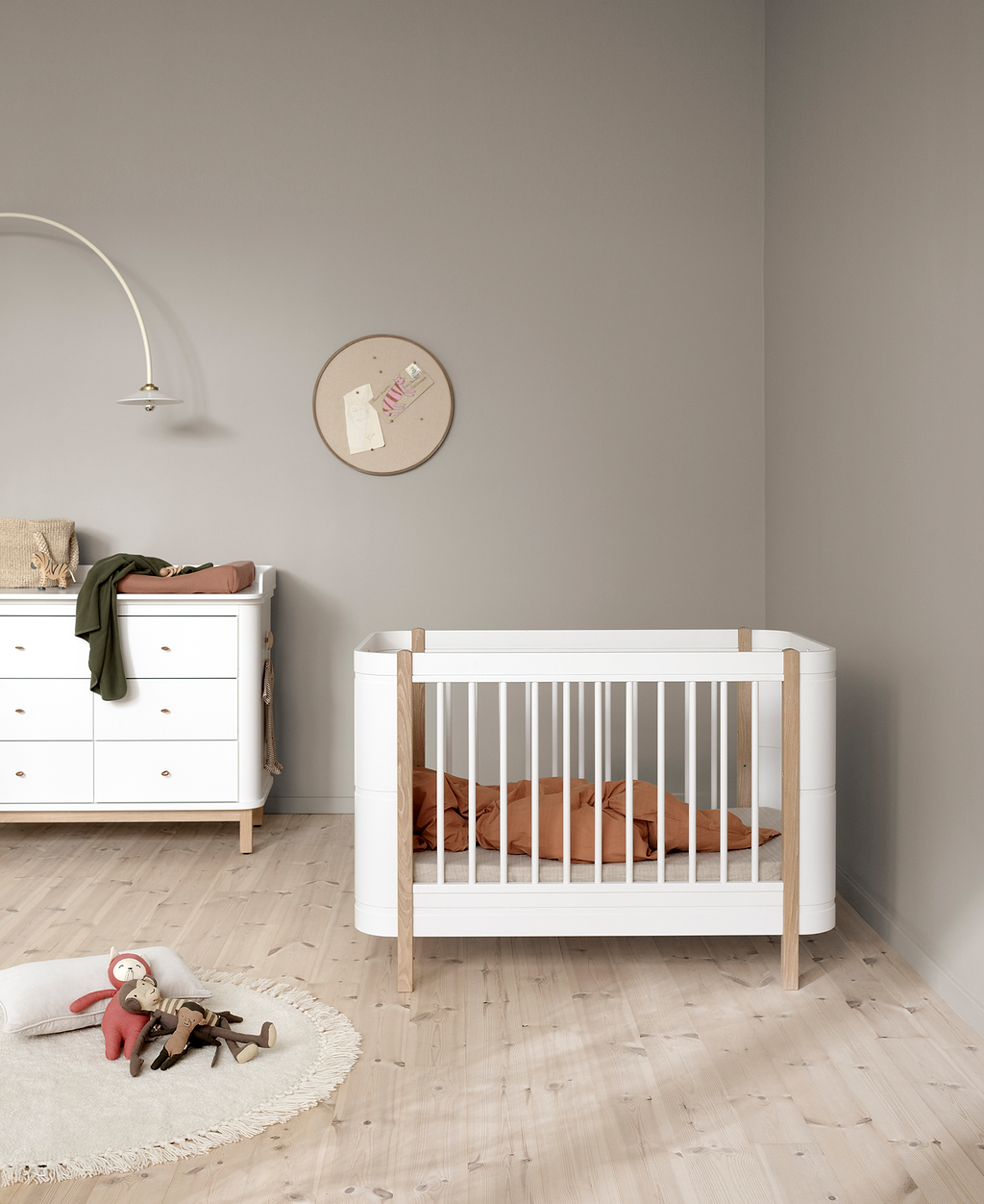Oliver Furniture-Mini+-Babybett-Wood-Collection
