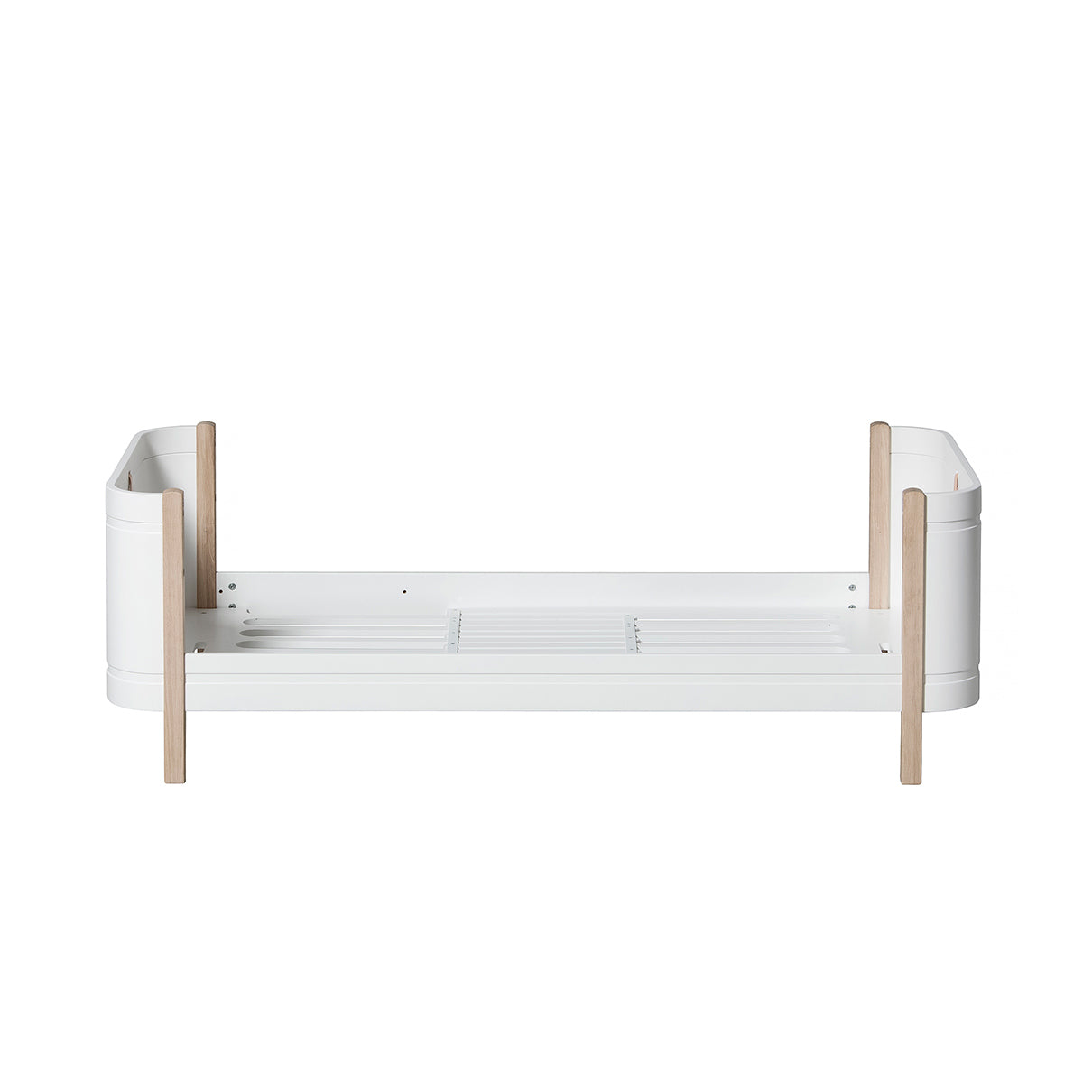 Oliver Furniture Wood Mini+ basic Babybett inkl. Umbauset zum Juniorbett, weiss/Eiche oder weiss