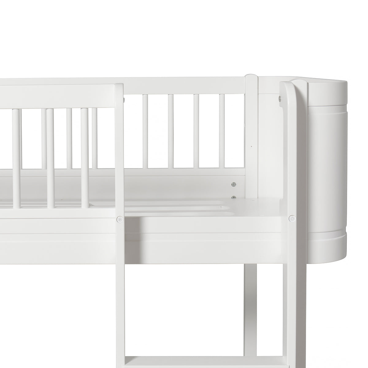 Oliver Furniture Wood Mini+ halbhohes Hochbett (162cm lang), weiss