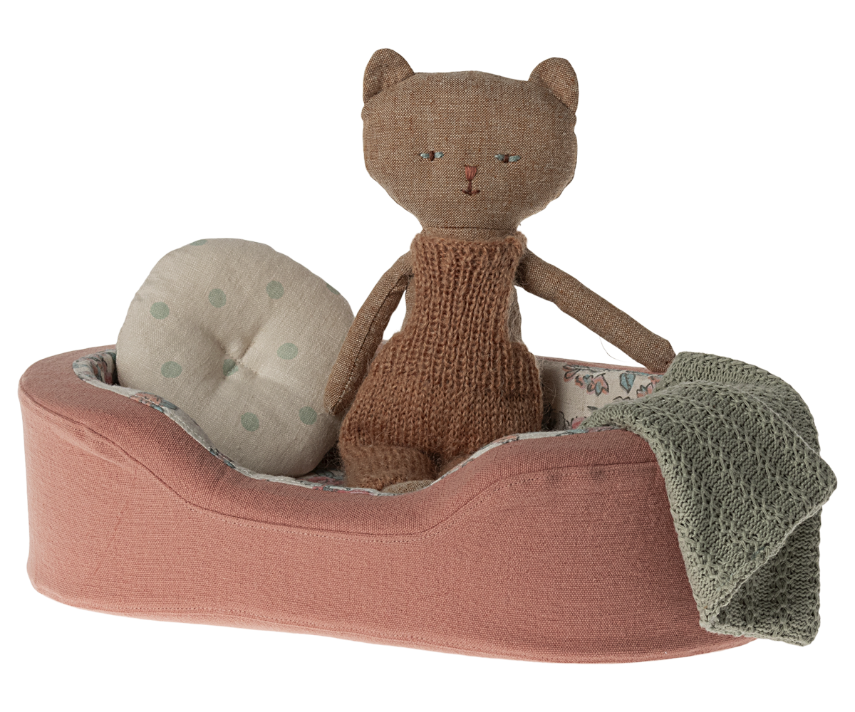 Maileg-Cozy-Basket-small-coral-16-4901-00