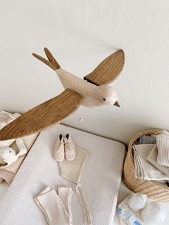KAS-Kopenhagen-Mobile-Smoked-oak-Koko-bird-Holzmobile-Vogel