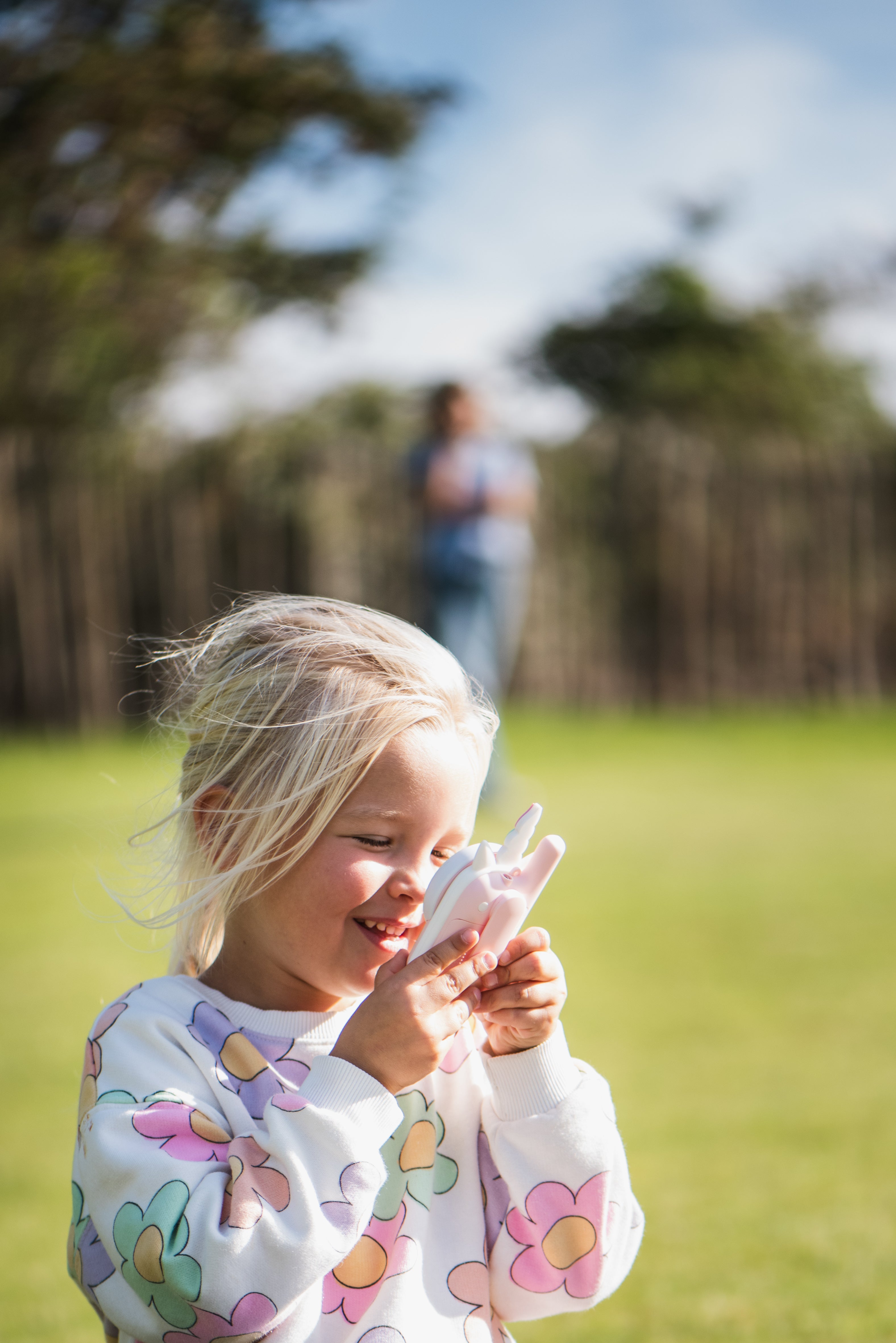 The_zoofamily_set_of_unicorn_walkie_talkie