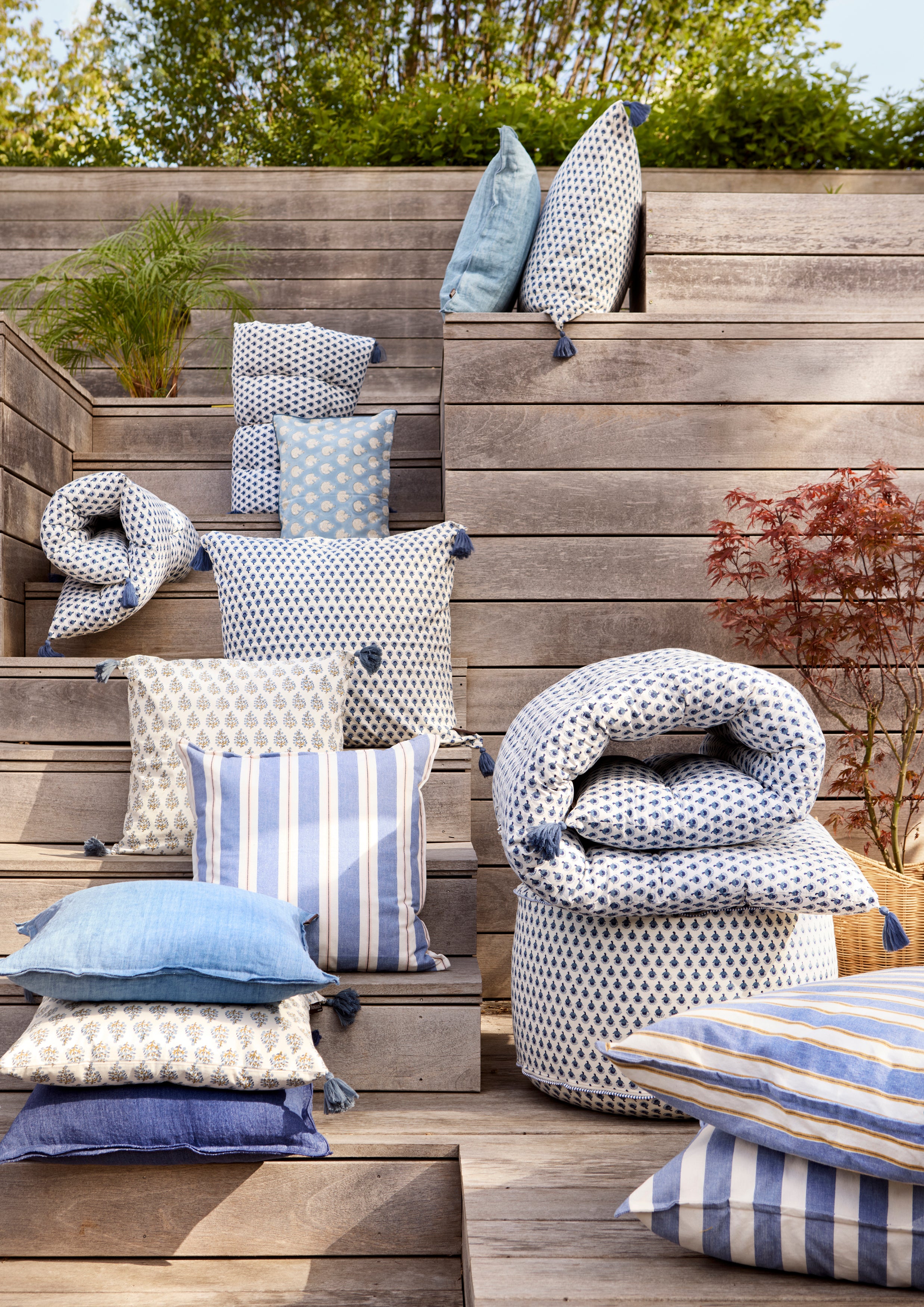 Bungalow-Denmark-cushion-cover-60x60cm-Roma-Azur-CC60ROM249