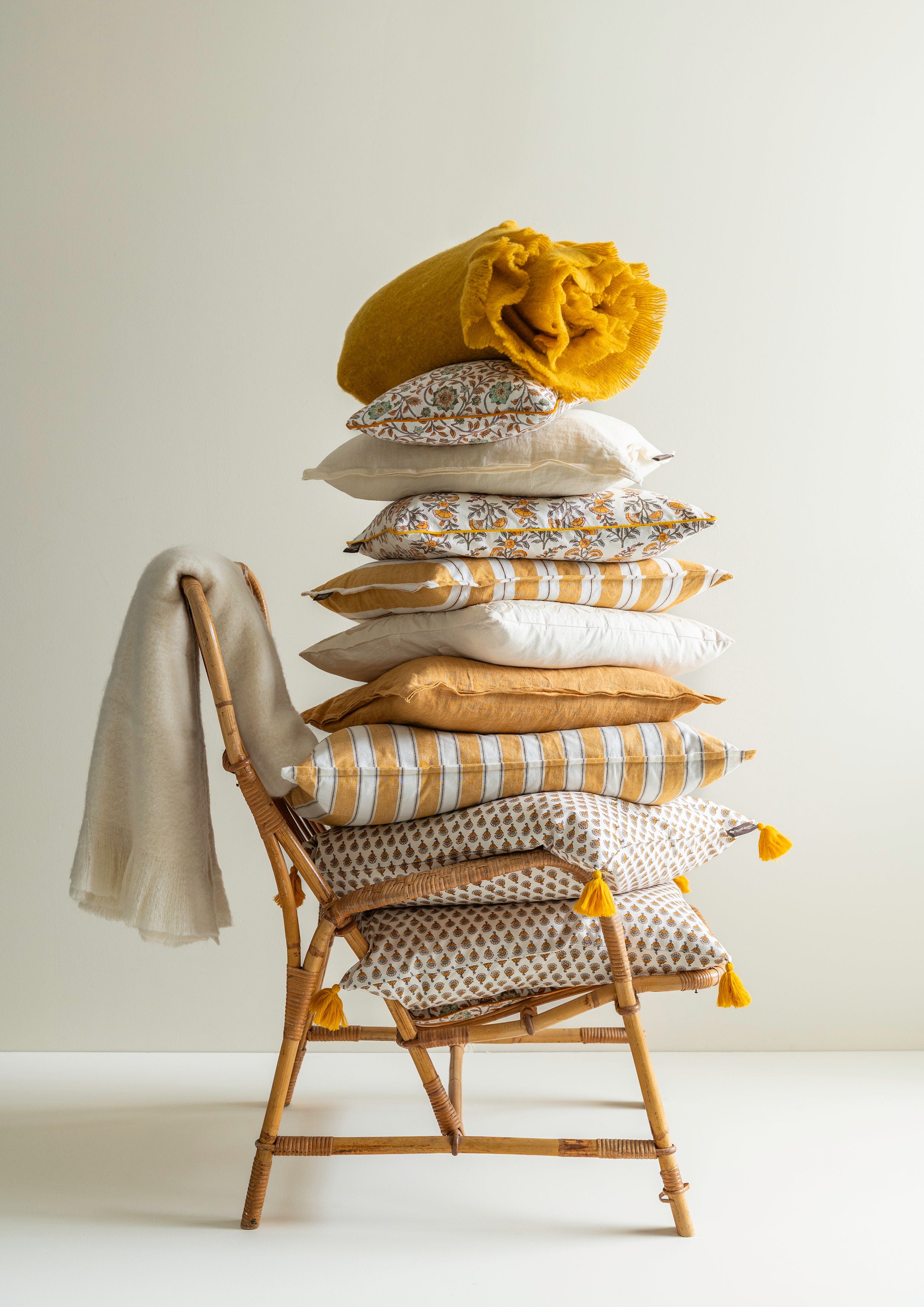 Bungalow-Denmark-Kissenhuelle-50x50cm-Verona-Honey-CC50VER462