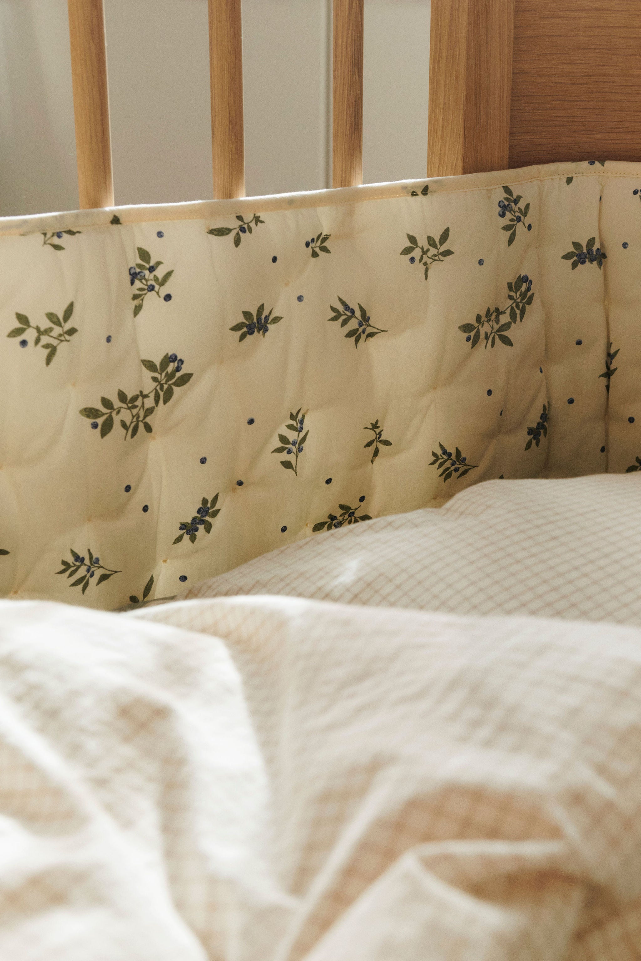 Dear April-Bettnestchen-Nori-Blueberries-4-101-25