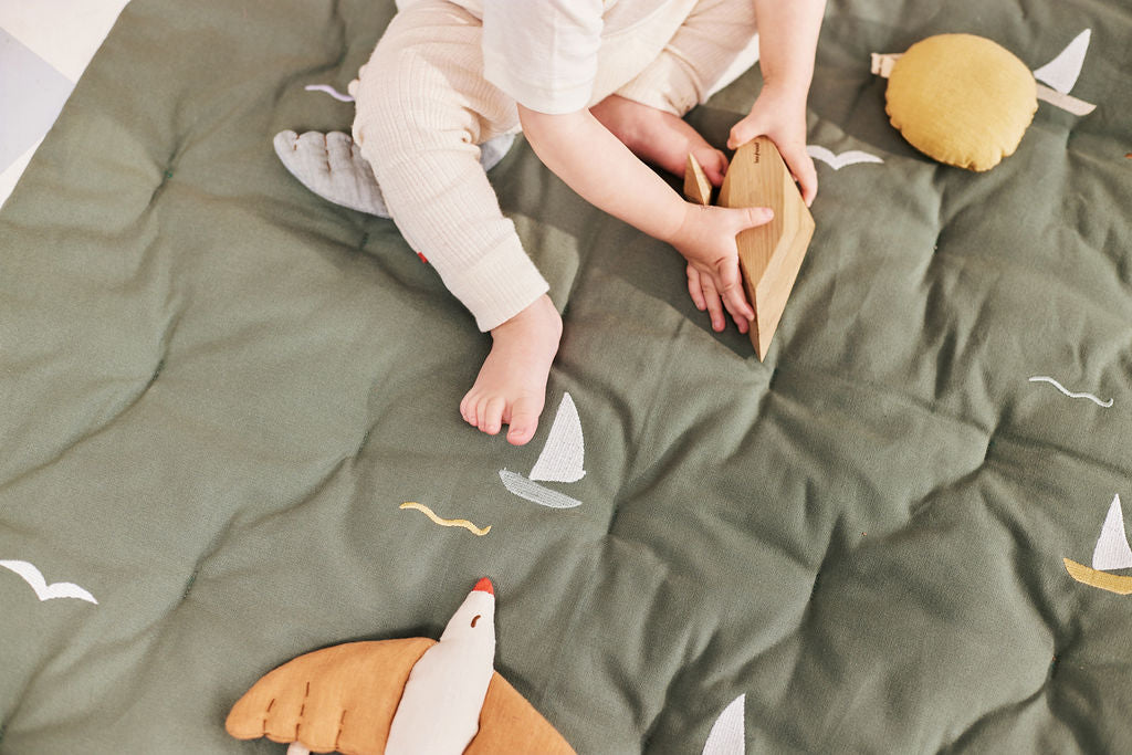 Dear-April-Spielmatratze-Play-Mattress-Sailboats-5-101-12