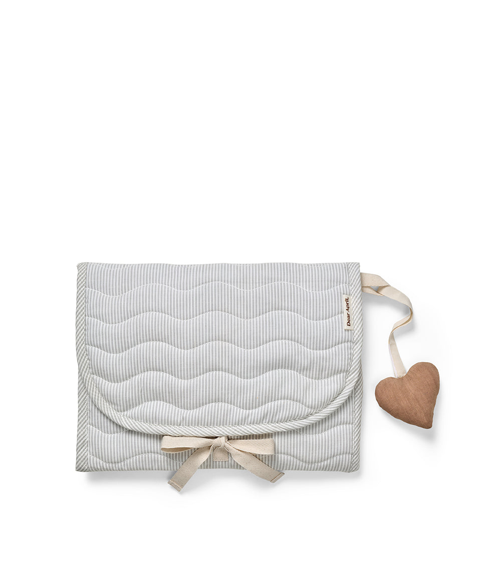 River Wickelunterlage Dew Stripe von Dear April