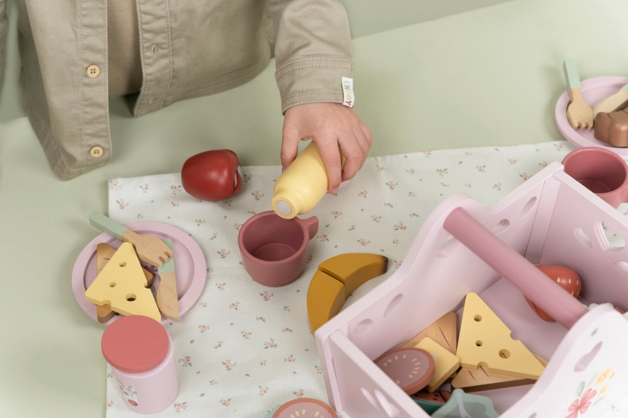 Little-Dutch-Picknick-Set-LD8025