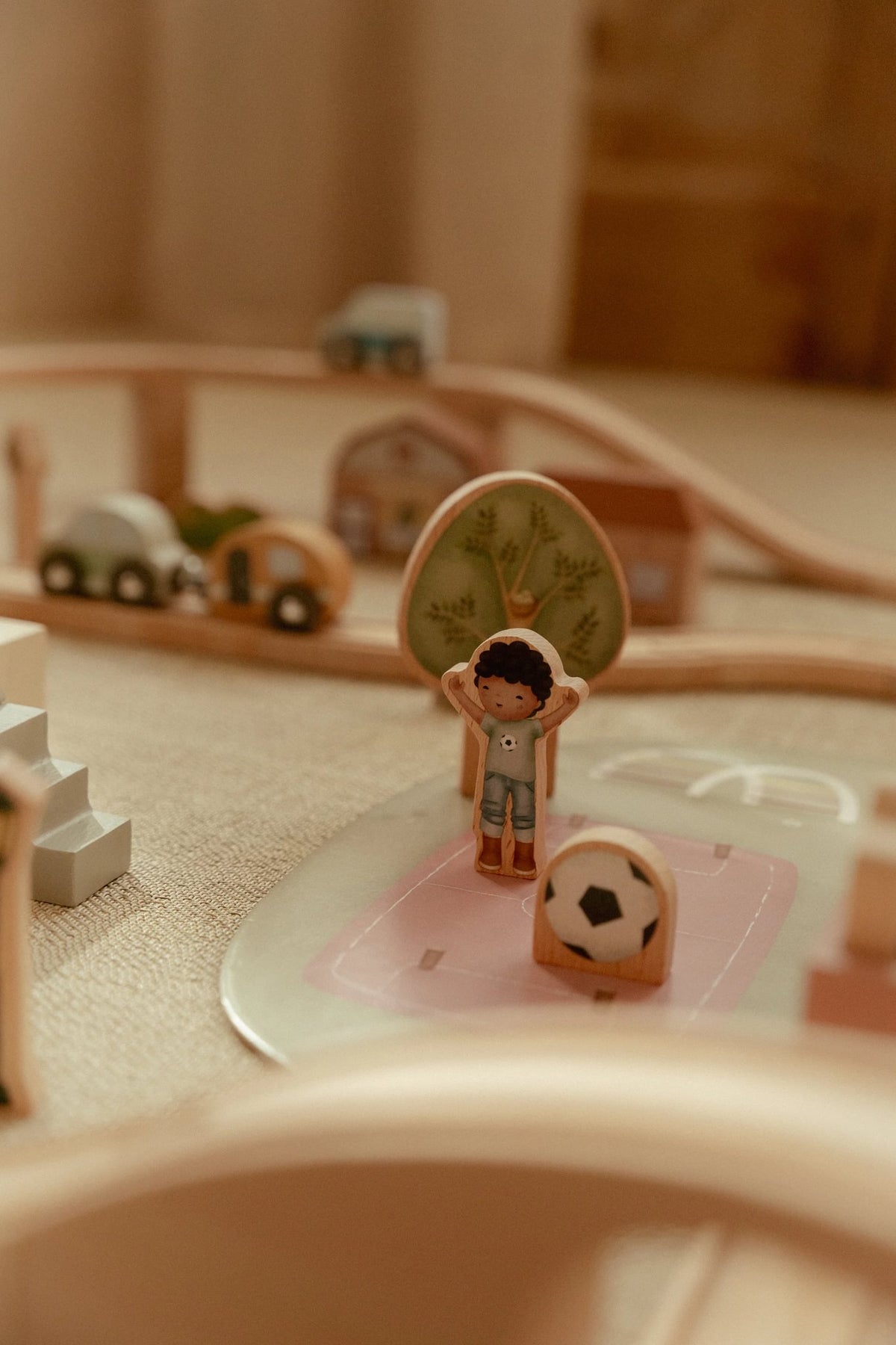 Holzfiguren und Zubehör der Little Dutch Eisenbahn
