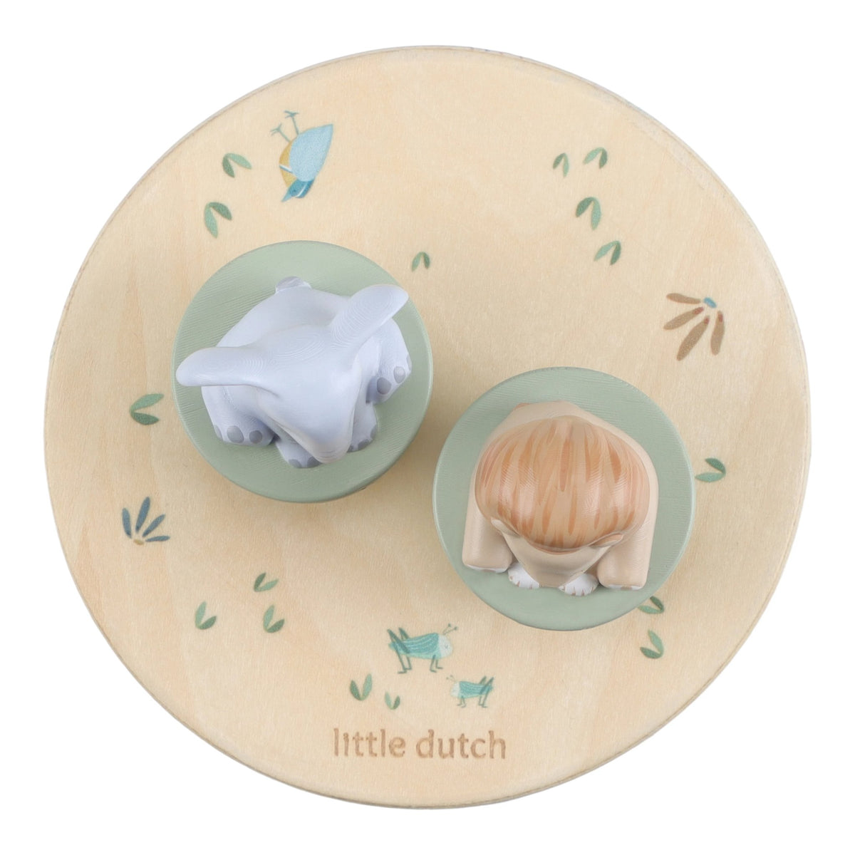 Detail der grünen Holzspieluhr Safari Friends von Little Dutch mit liebevoll gestalteten Tiermotiven