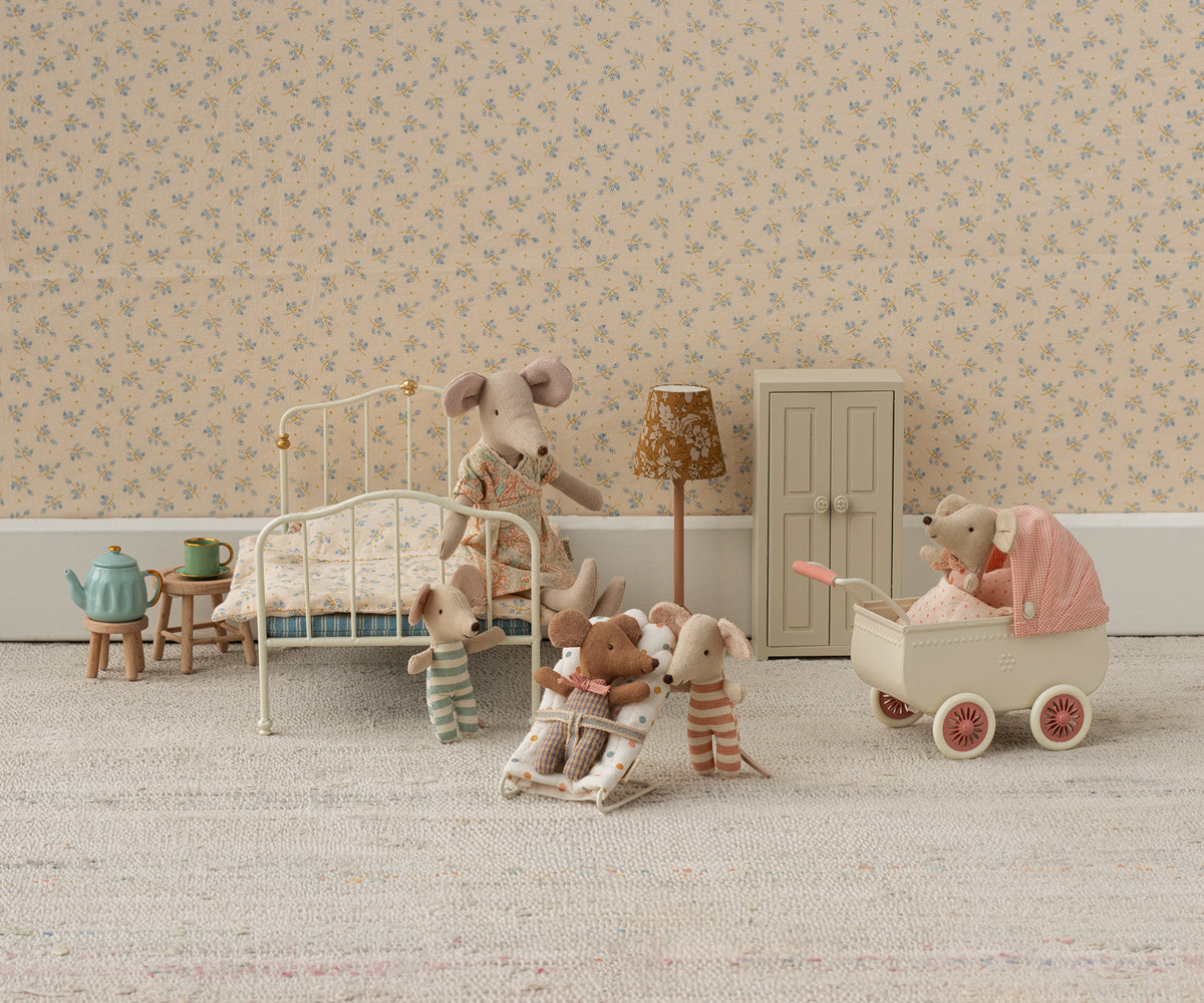 Maileg-Kinderwagen-pram-coral-11-5103-01