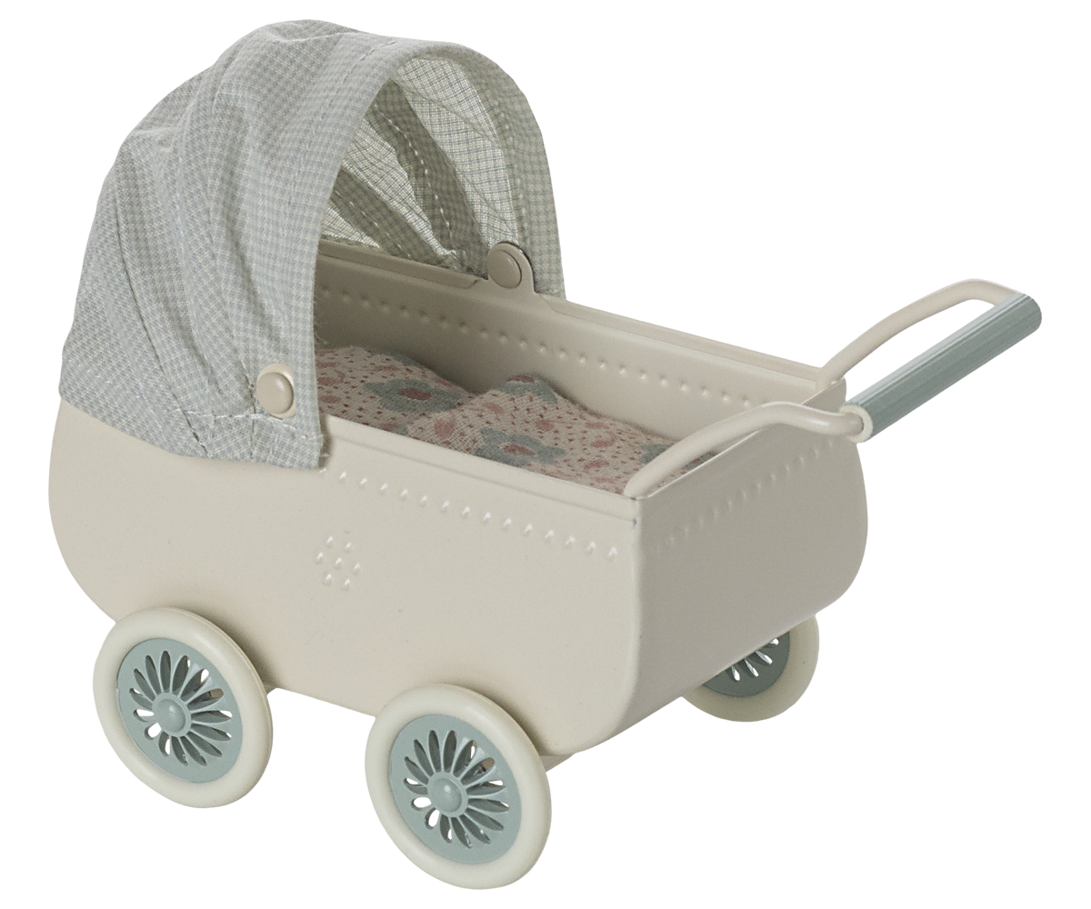 Maileg-pram-with-babymouse-mint-11-5103-00