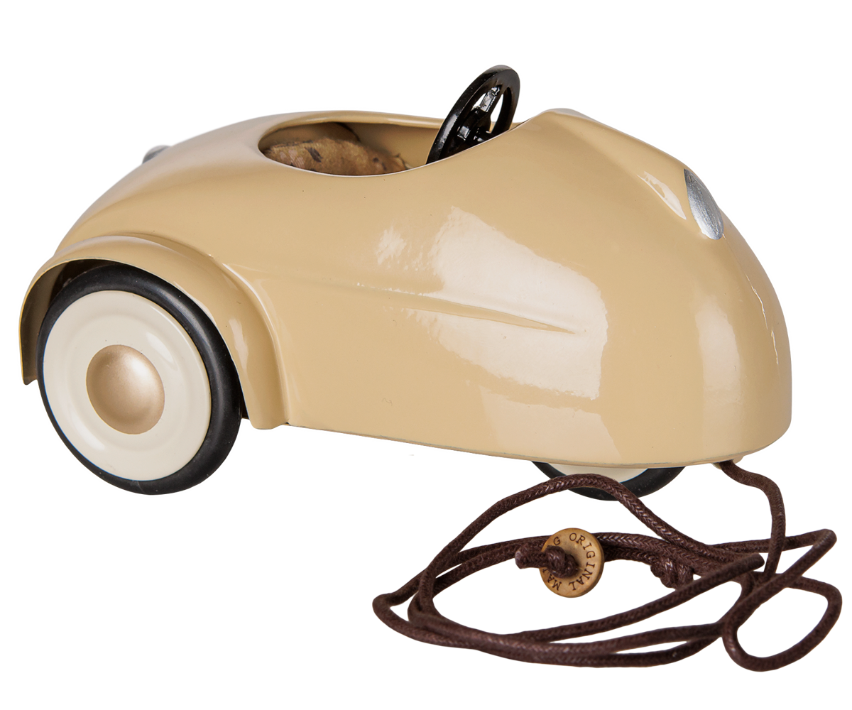 Car Mouse Wheat von Maileg mit Zugschnur und Gummireifen