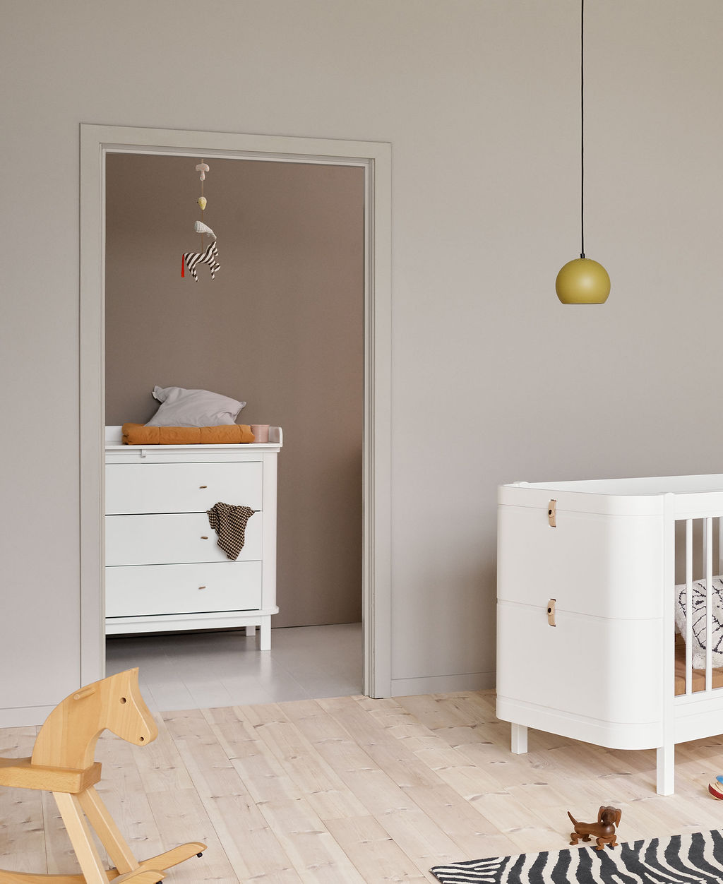 Oliver-Furniture-Wood-Wickelkommode-3-Schubladen-weiss-041376