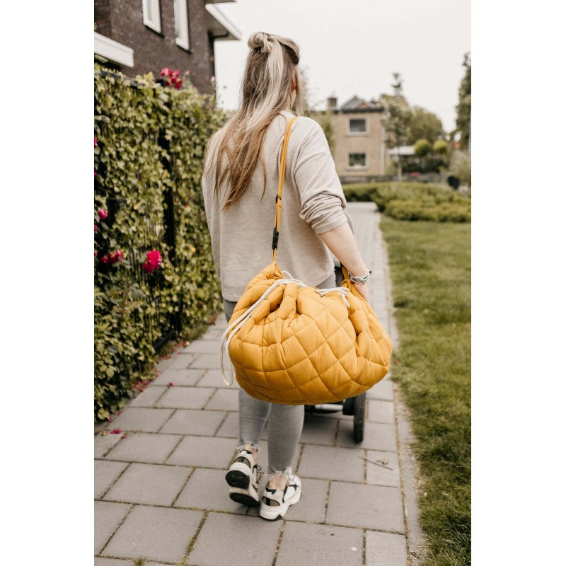Playgo-Wickeltasche-Wickelunterlage-Krabbeldecke-Aufbewahrung-senf