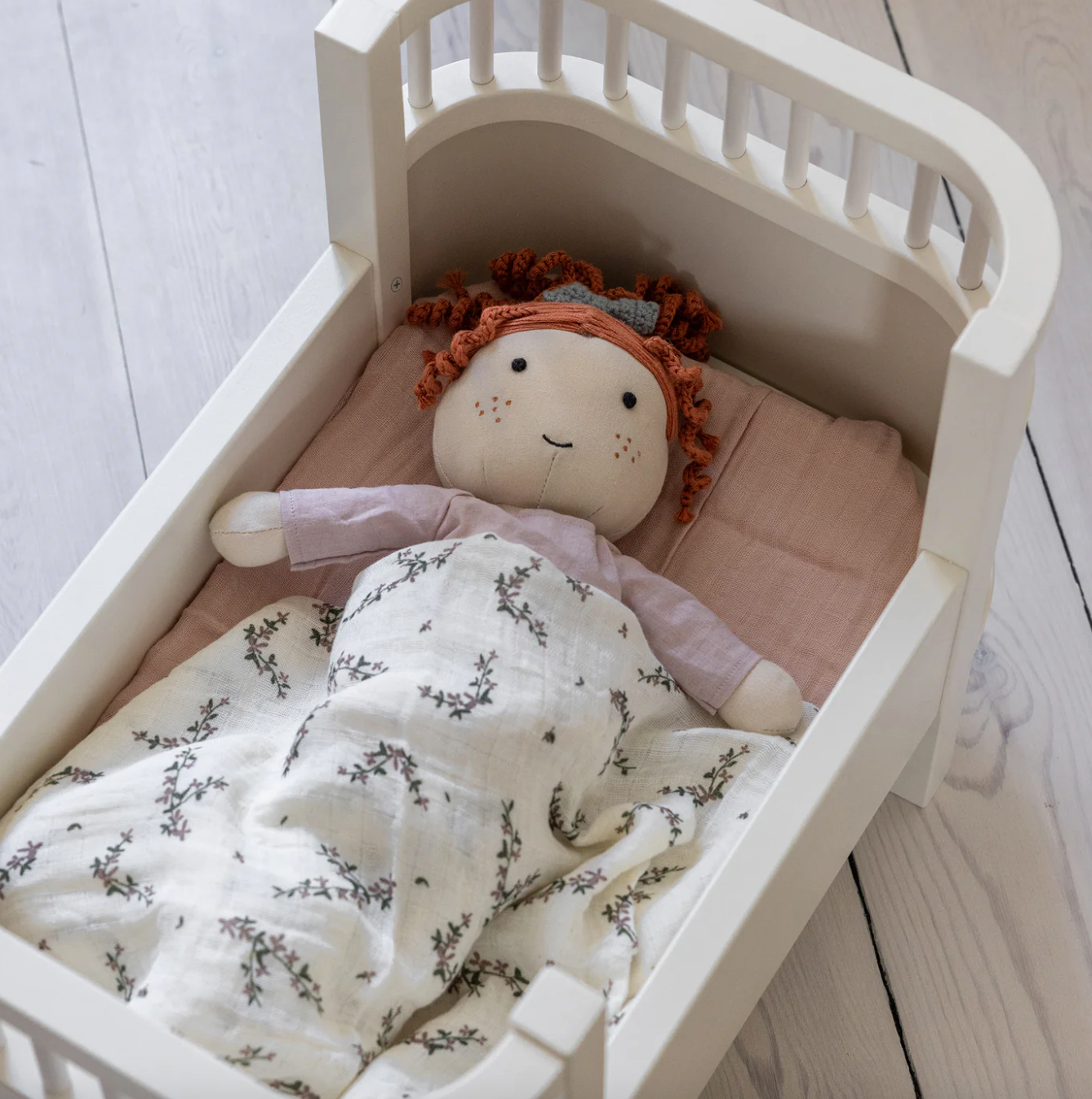 Sebra-Puppenbett-mit-Matratze-weiss-300520020