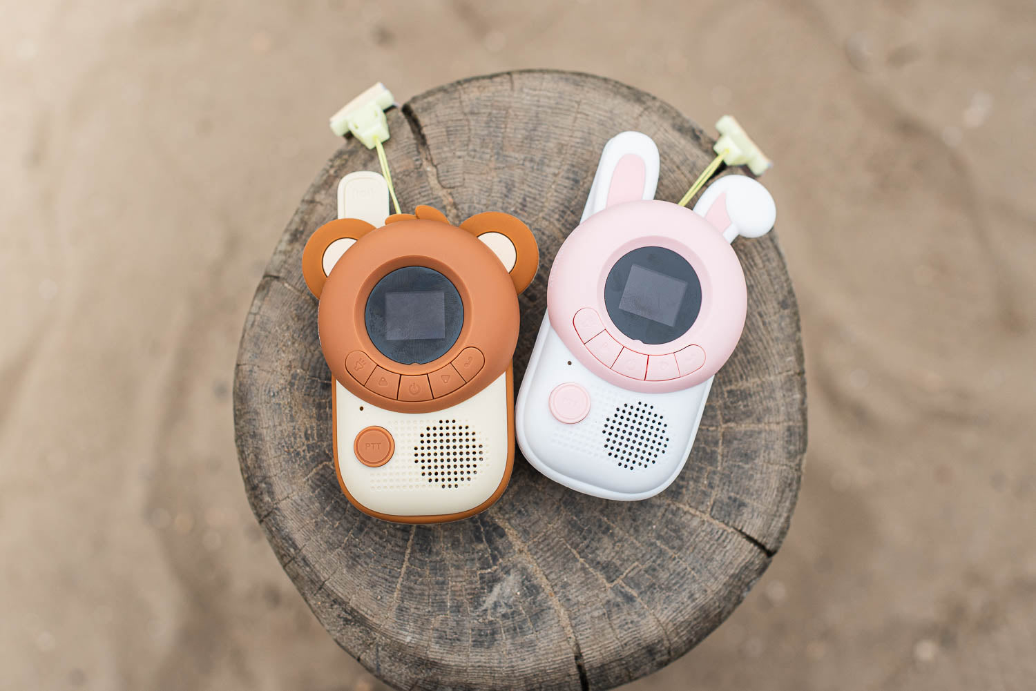 The_zoofamily_set_walkie_talkie_rabbit_bear