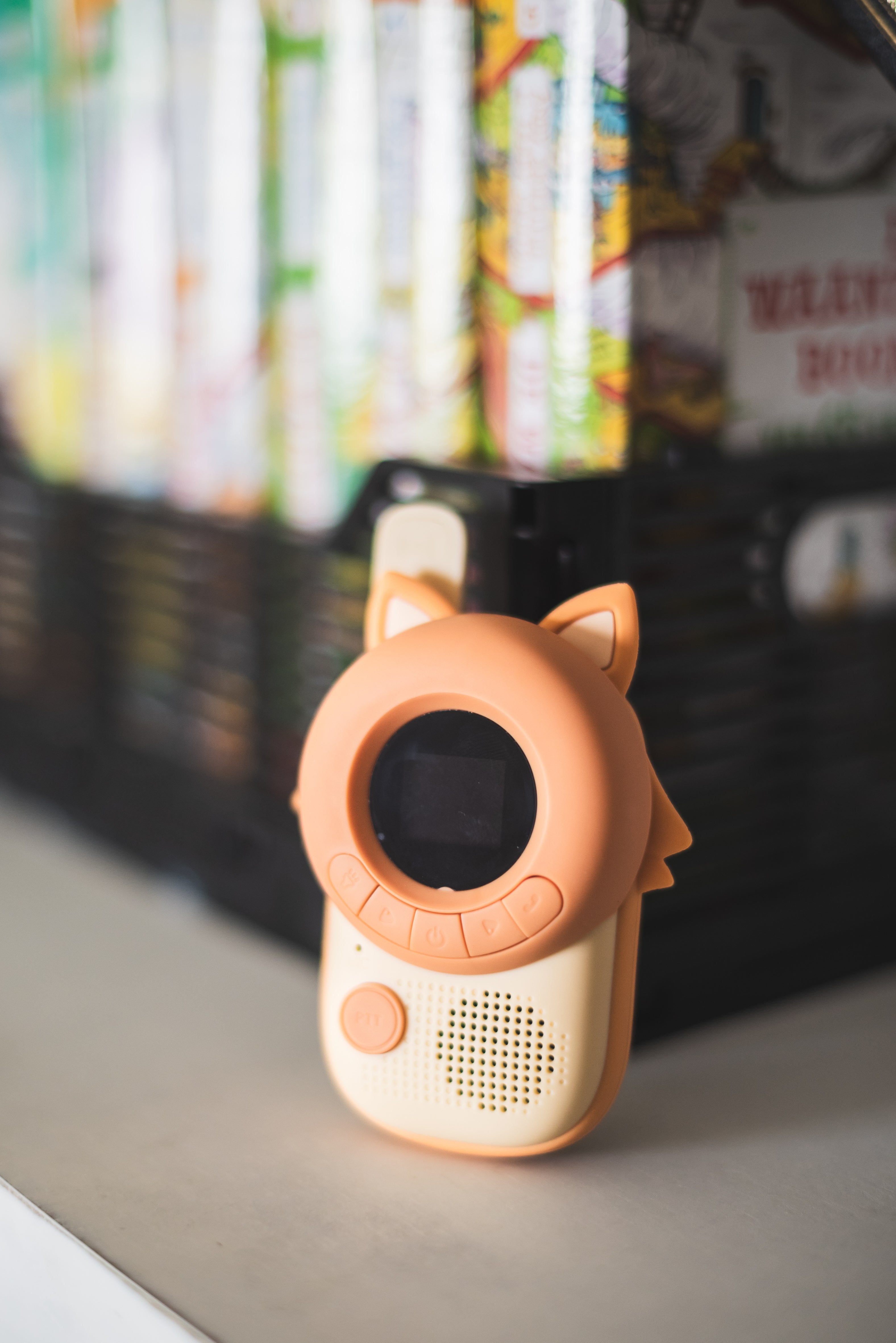 The_zoofamily_set_of_fox_walkie_talkie