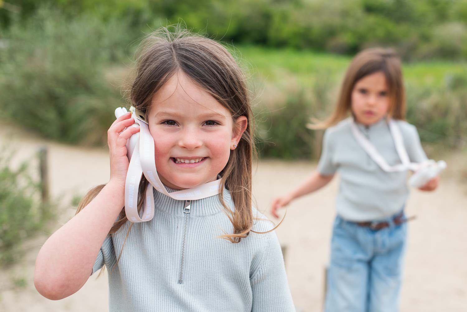 The_zoofamily_set_walkie_talkie_rabbit_rabbit