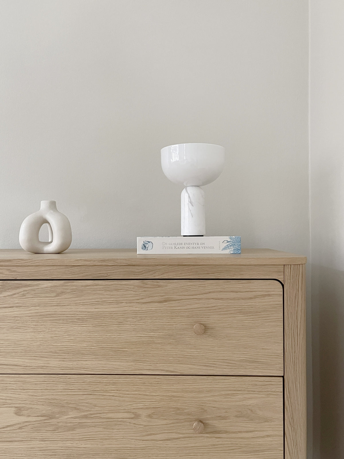 We Are Bitte Kommode Nature Oak im skandinavischen Design aus Eiche