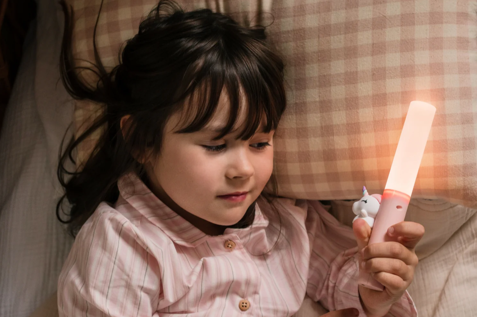 Kinder Nachtlicht Zoo Light Unicorn von Zoofamily mit 3-in-1 Funktion für Schlaf-, Walk- und Lesemodus.