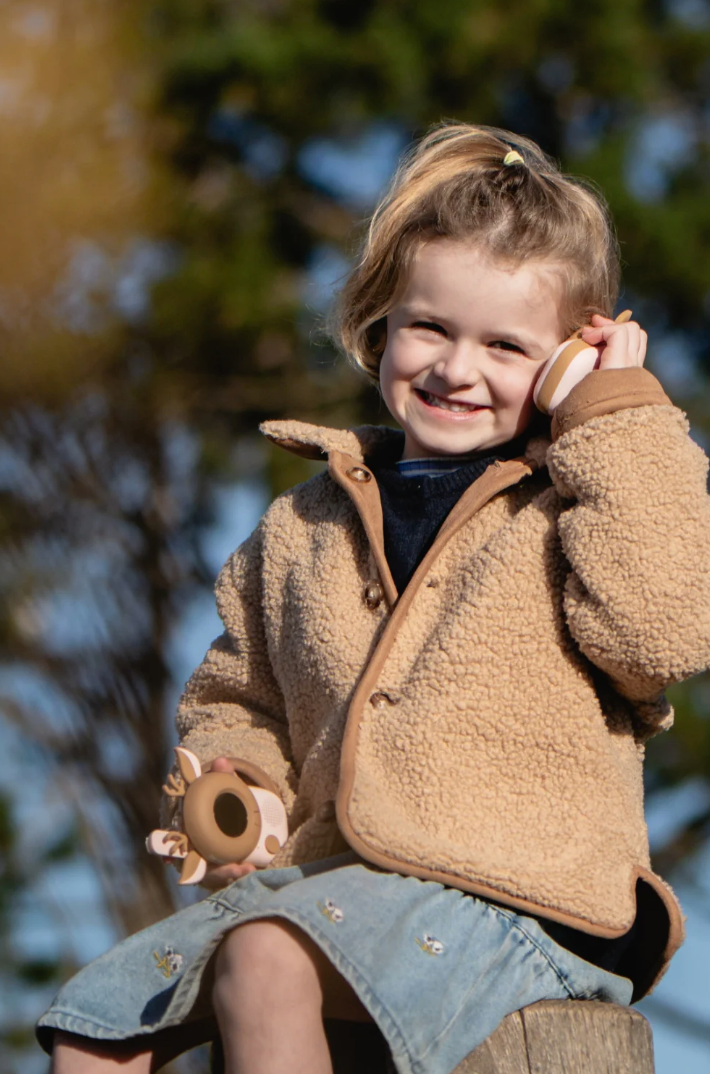 Zoofamily Zoo Walkie Talkie Reh für Outdoor-Abenteuer und Kommunikation bis zu 3 km Reichweite.