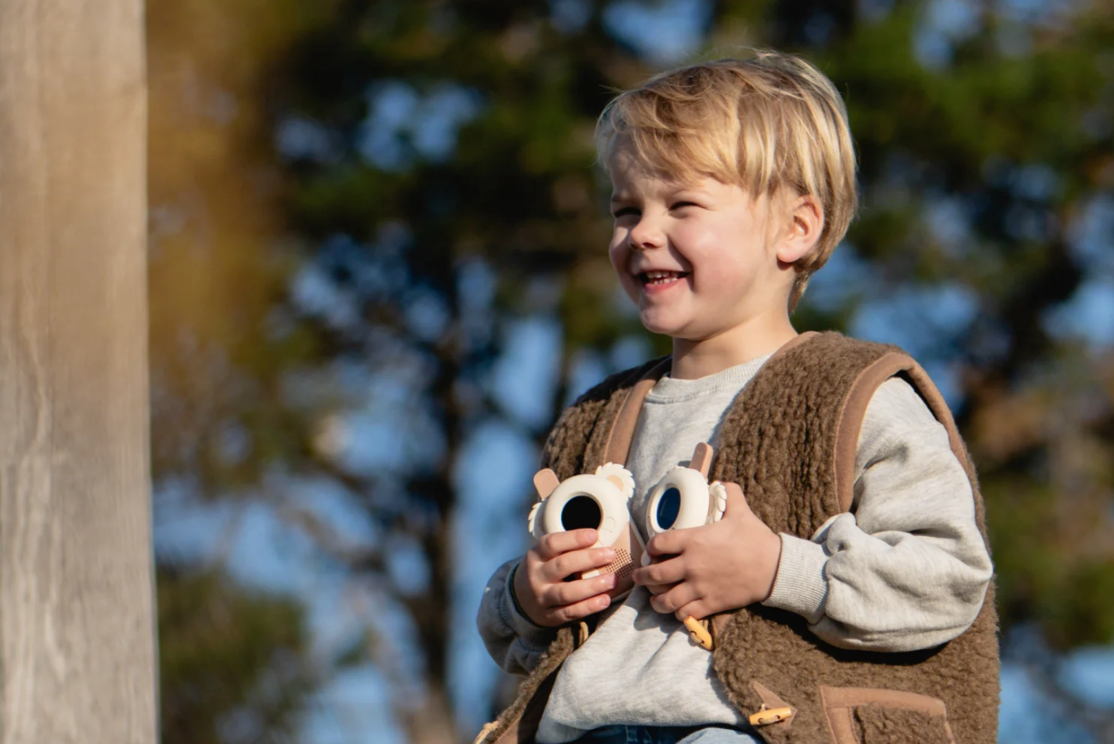 Zoofamily Koala Walkie Talkie Set für Kinder beim Spielen im Garten, Wald oder auf Reisen.