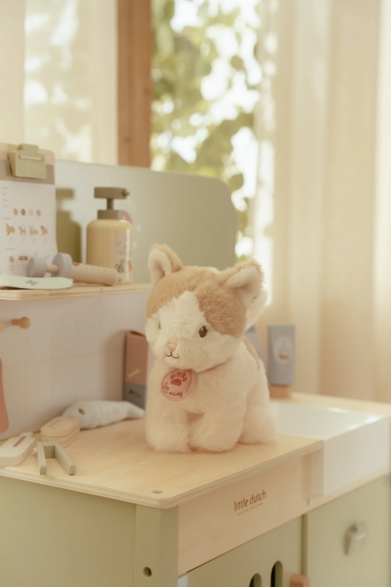 Little-Dutch-Tierarztpraxis-FSC-Holz-LD2546