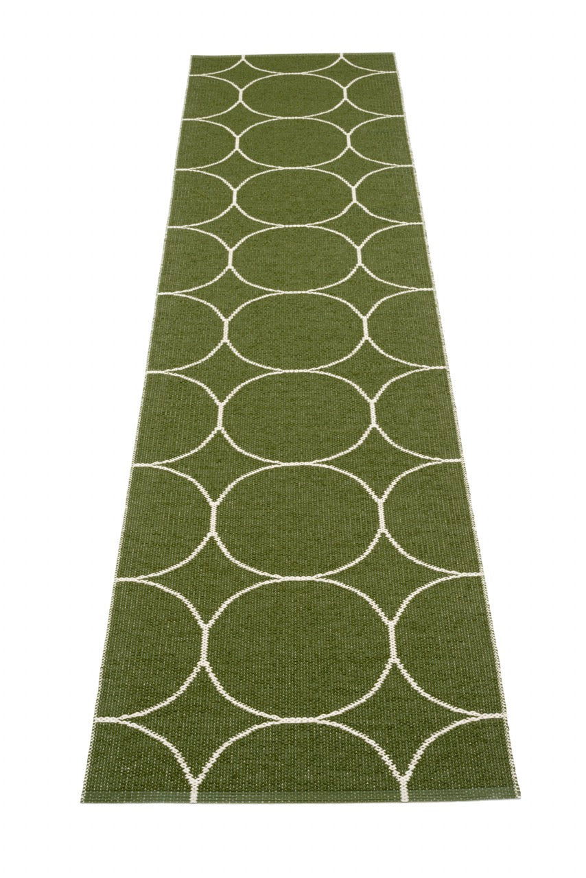 Pappelina-Boo-Dark-Olive-Carpet