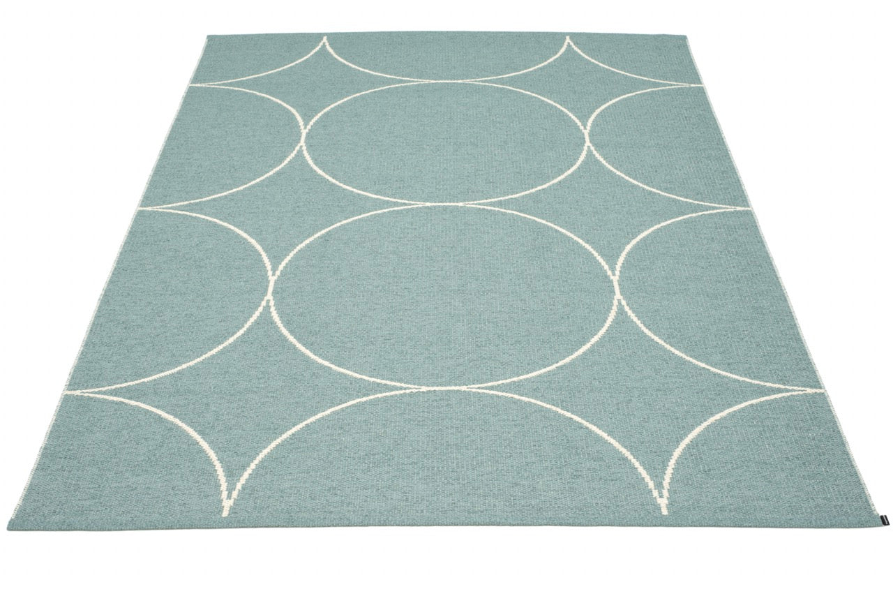 Pappelina-Teppich-Boo-Haze-Vanilla