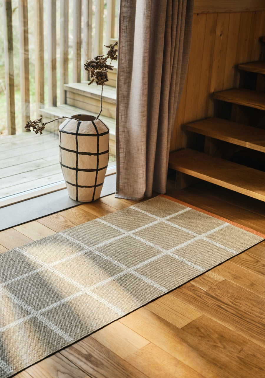 Pappelina-Criss-Teppich-Linen